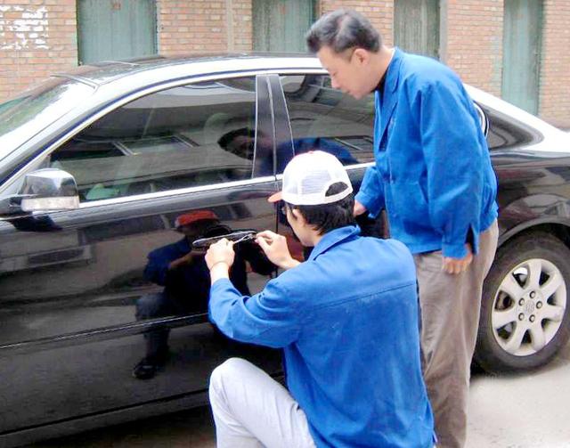 牡丹园开锁公司：车钥匙坏了怎么办